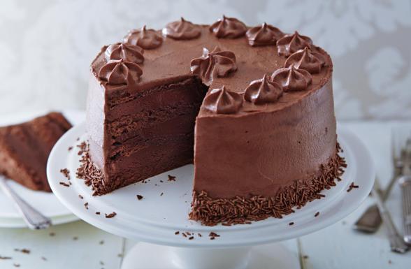 طرز تهیه کیک شکلاتی در منزل