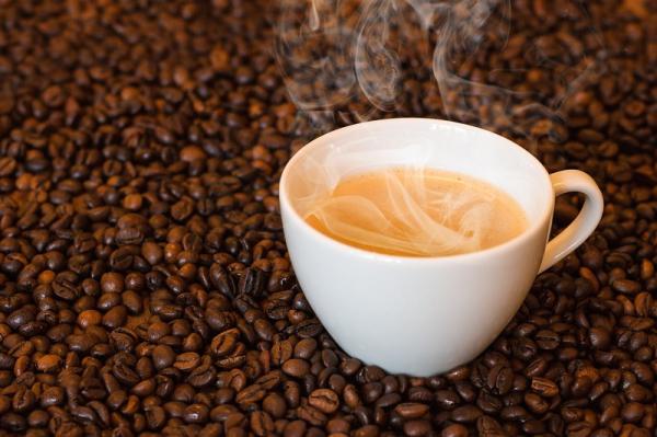 تفاوت قهوه با نسکافه در چیست؟