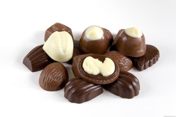 فروش ویژه شکلات کاکائویی ارزان قیمت