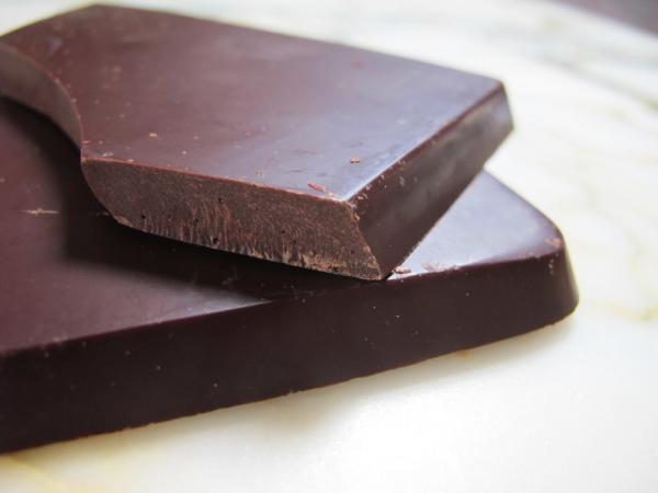 کیفیت انواع شکلات تخته ای فله ای